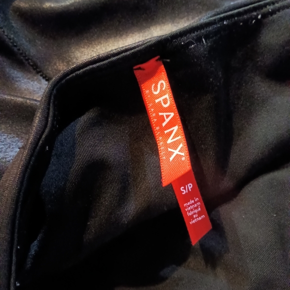 Spanx Faux Leather Black Leggings Sz S Pants - Picture 7 of 9